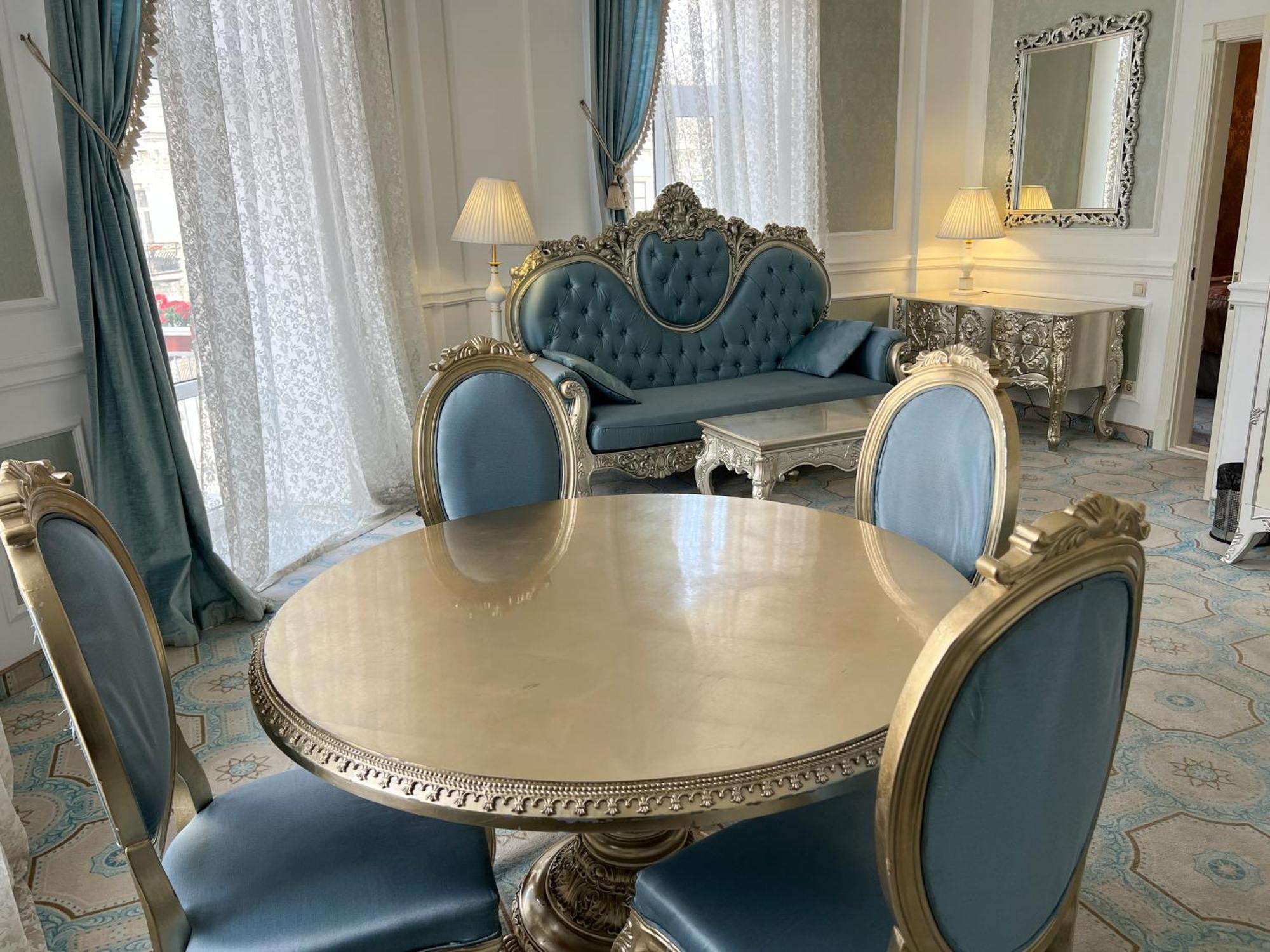 Royal Grand Hotel Kyjev Exteriér fotografie