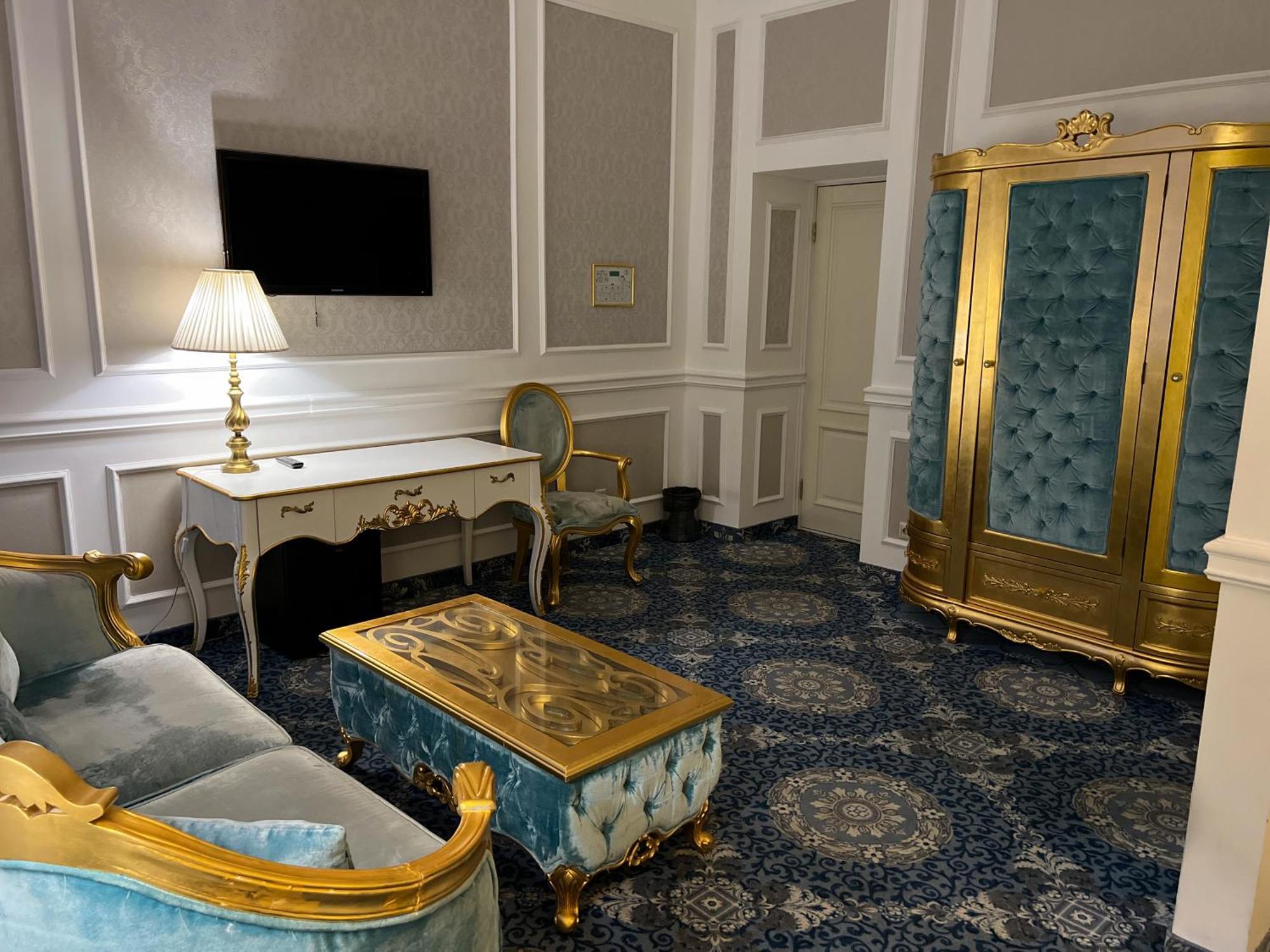 Royal Grand Hotel Kyjev Exteriér fotografie