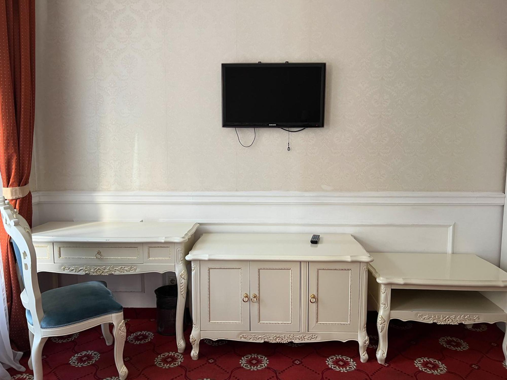 Royal Grand Hotel Kyjev Pokoj fotografie