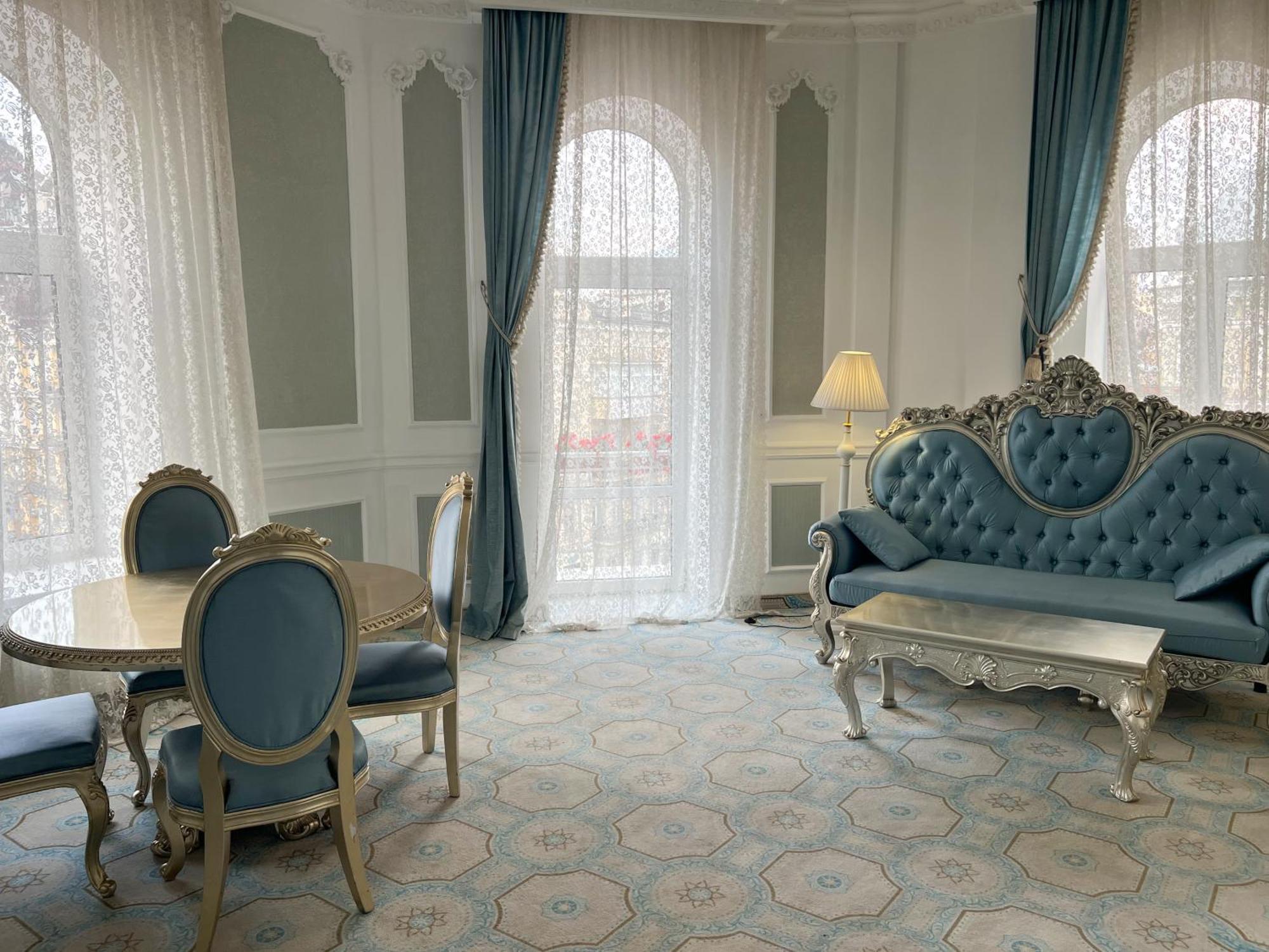 Royal Grand Hotel Kyjev Exteriér fotografie