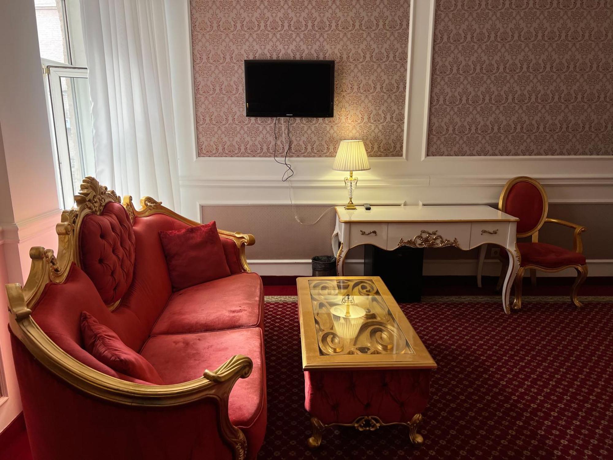 Royal Grand Hotel Kyjev Pokoj fotografie